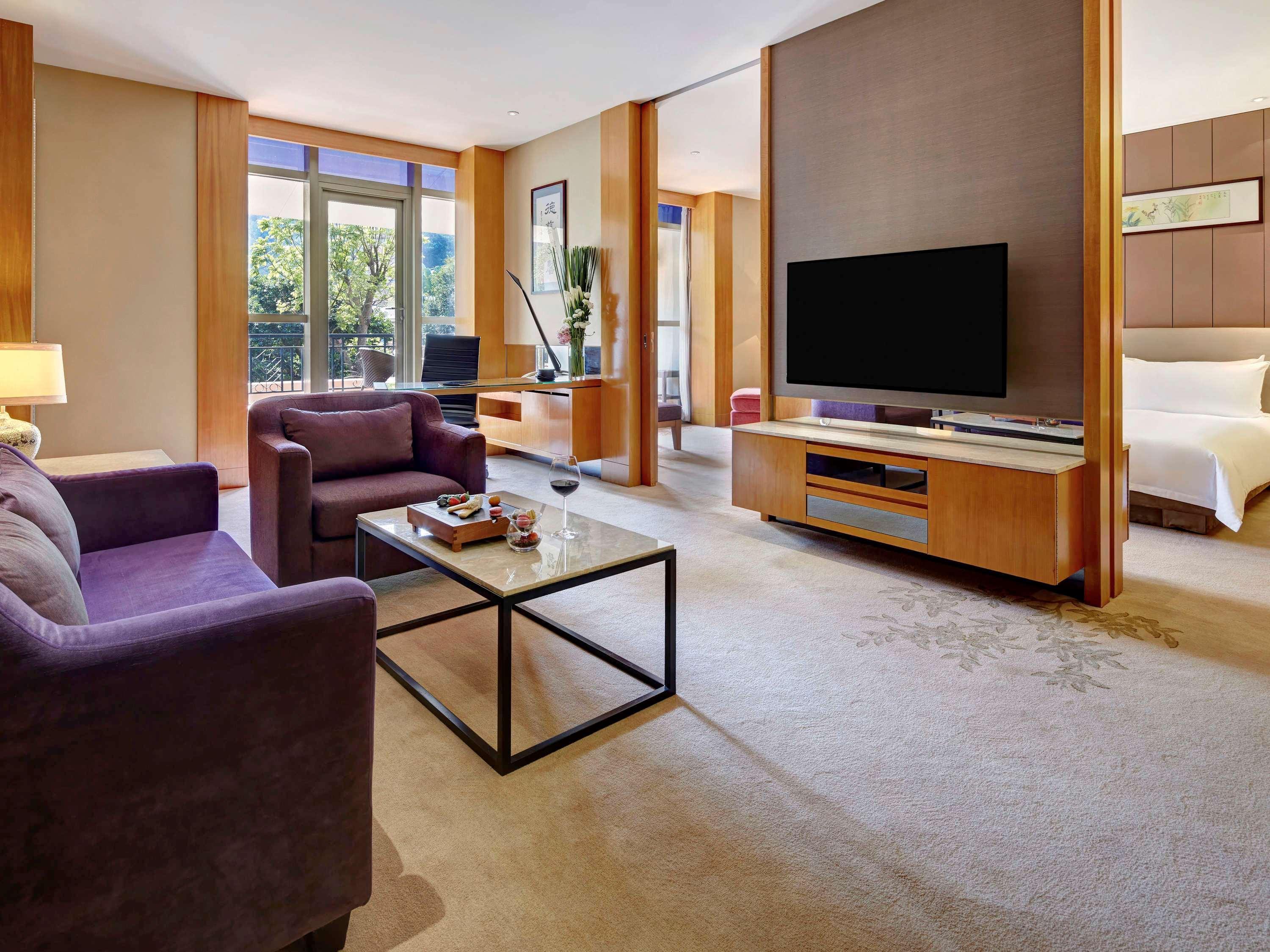 Pullman Hotel And Pullman Living Dongguan Forum Esterno foto