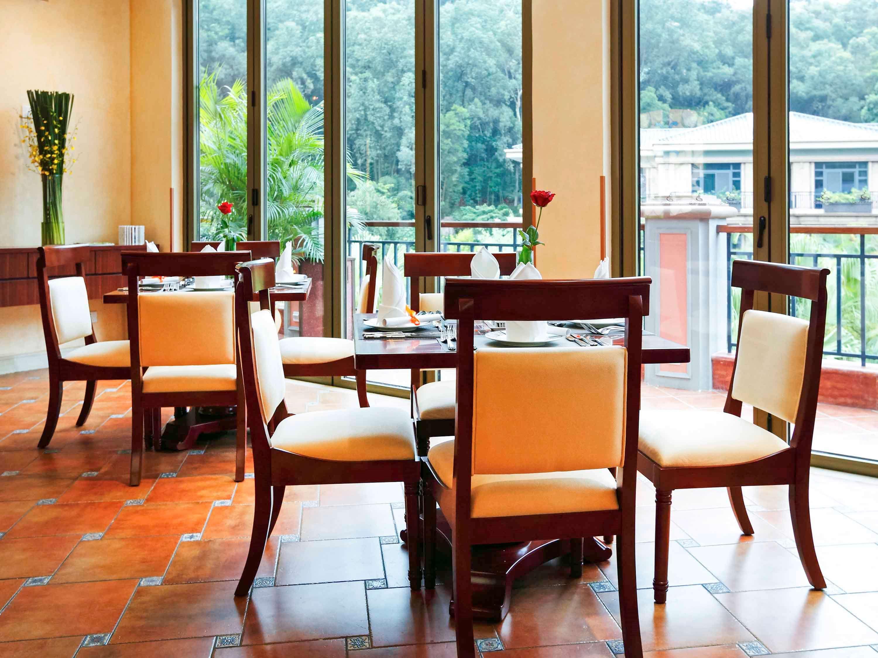 Pullman Hotel And Pullman Living Dongguan Forum Esterno foto