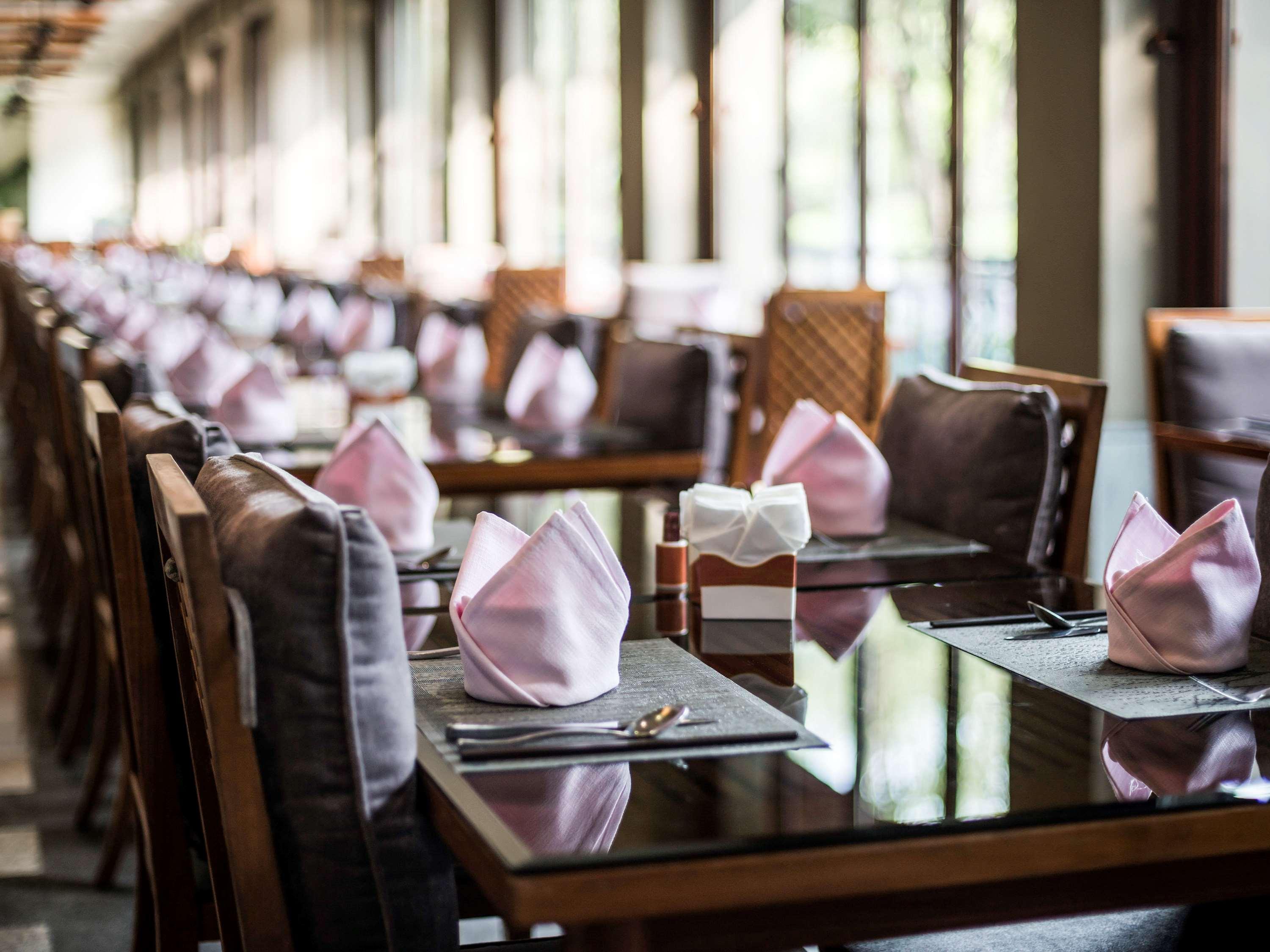 Pullman Hotel And Pullman Living Dongguan Forum Esterno foto