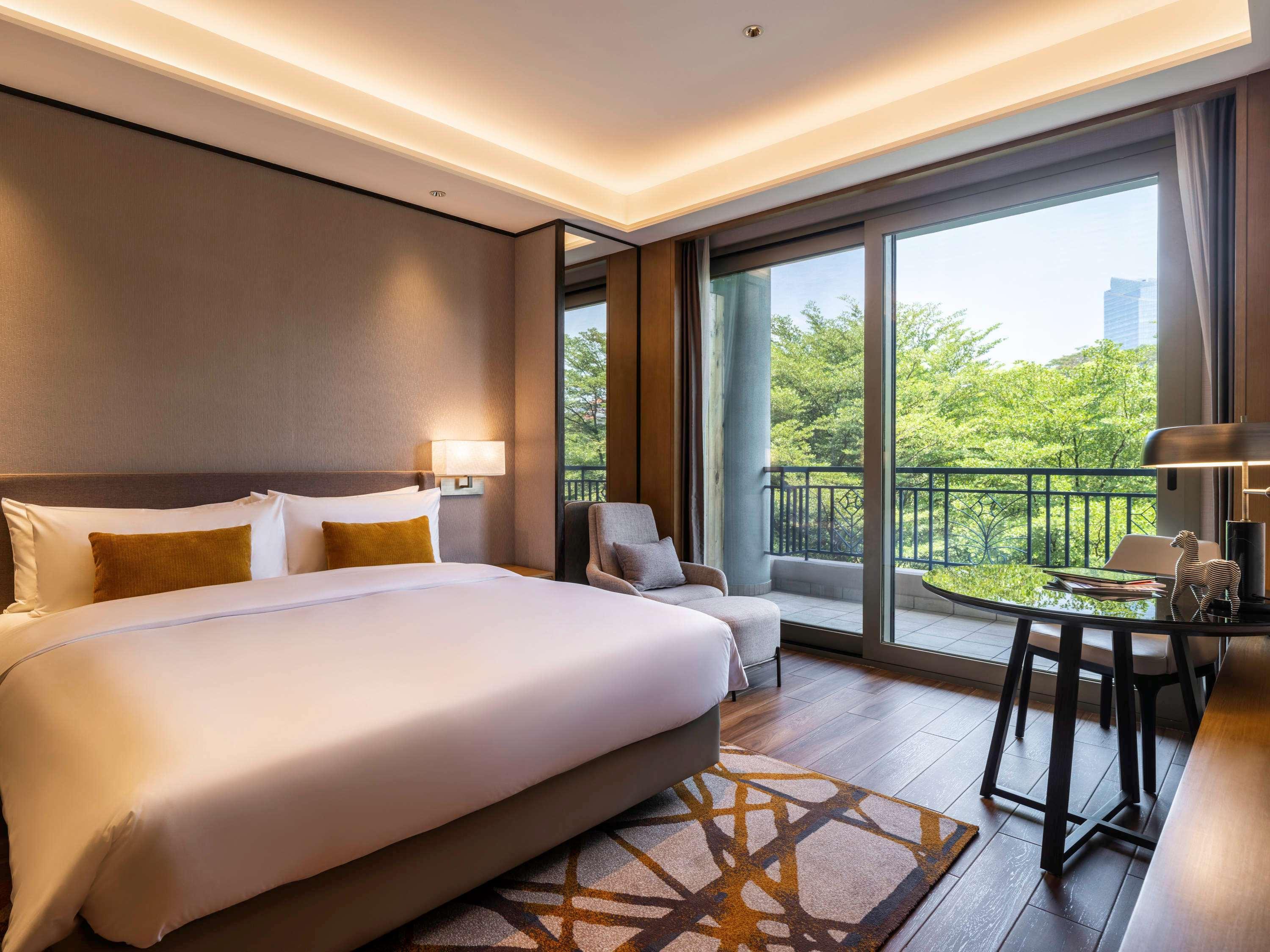 Pullman Hotel And Pullman Living Dongguan Forum Esterno foto