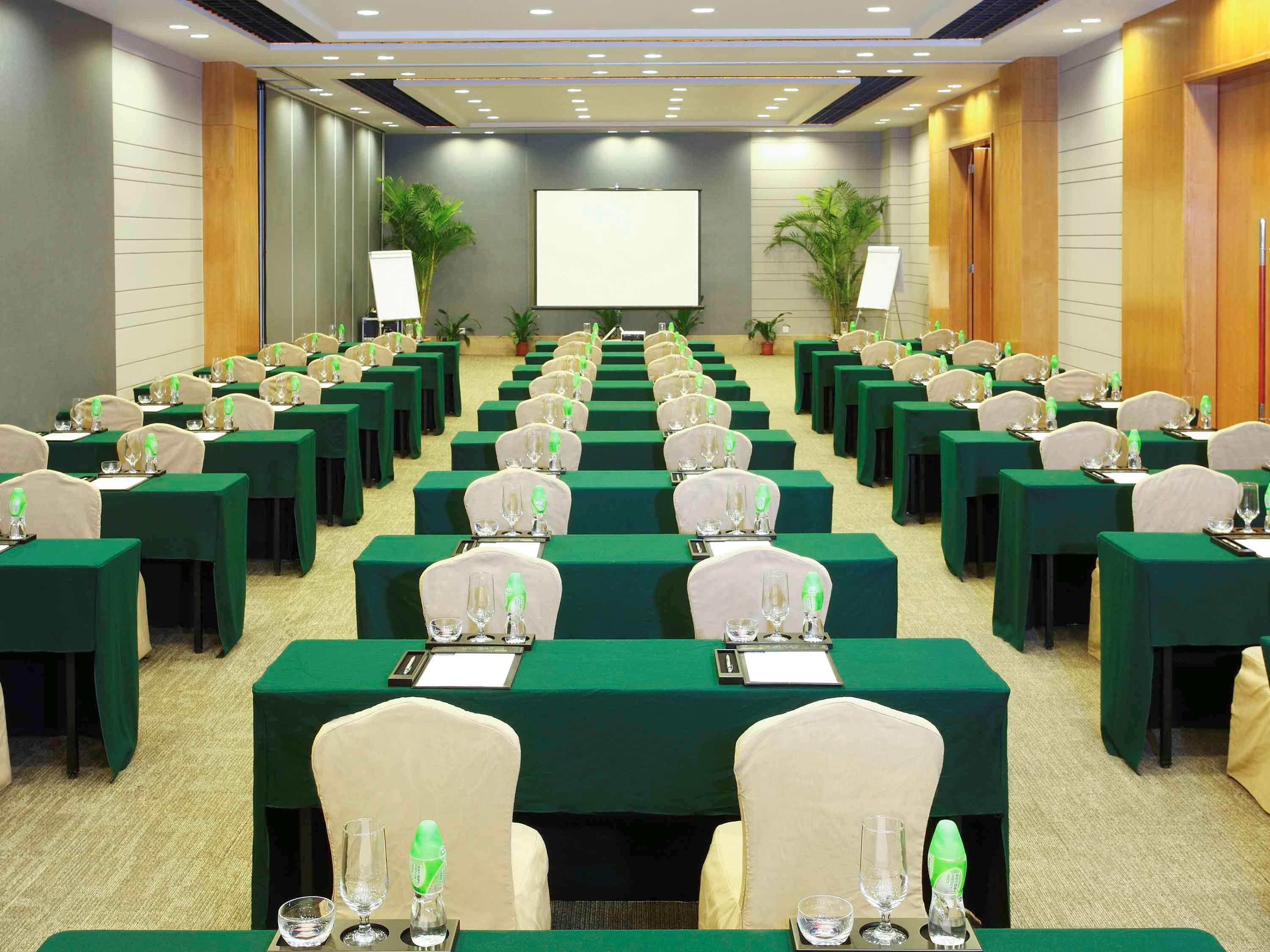 Pullman Hotel And Pullman Living Dongguan Forum Esterno foto